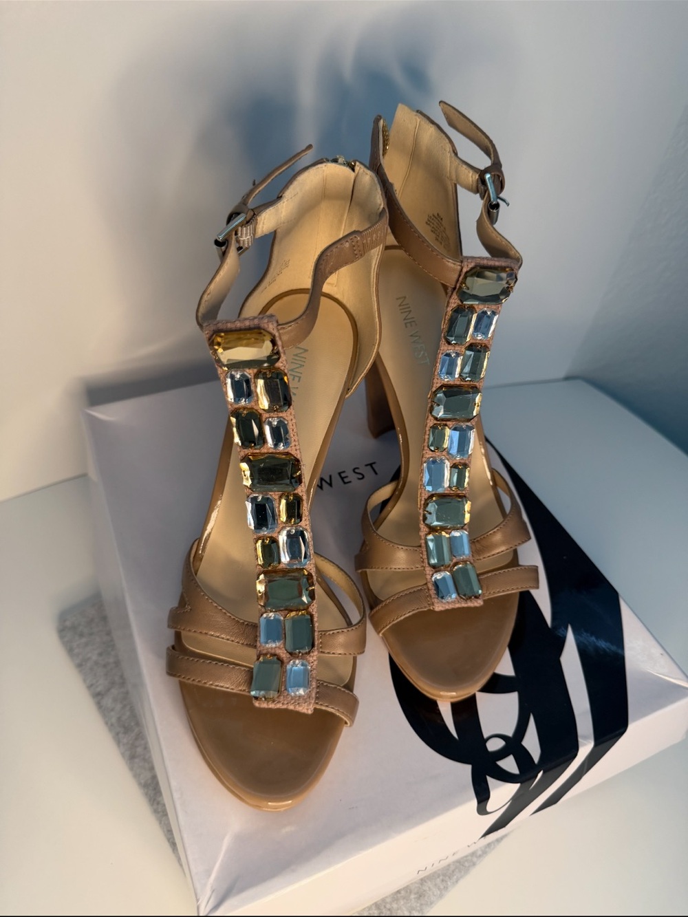 Nine West Tan T-Strap Heeled Sandals with Silver, Tan and Gold Gem Accents
